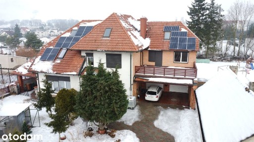 Komfortowy dom 297 m2 + piwnica i garaże | Centrum