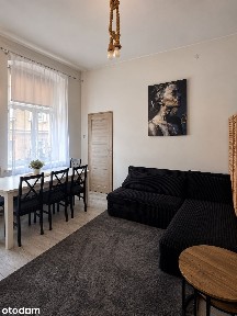 2 pokoje w kamienicy przy parku w Świebodzinie