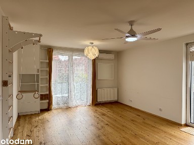 Przestronny 4-pokojowy apartament z 3 balkonami i 2 parking -Partynice