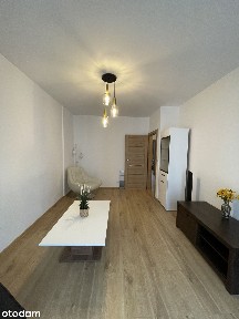 Bezpośrednio 3 niezależne pokoje odrębna zamknięt kuchnia balkon garaż