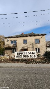 Dom do generalnego remontu w świetnej lokalizacji.