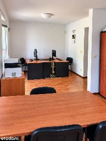 Zamknięty teren | Parking na kilka samochodów