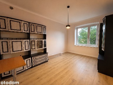 PABIANICE ul.Świętokrzyska M2 30m2 1p. BARDZO NISKI CZYNSZ 1 piętro