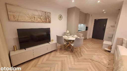 Teraz niższa cena - Cudna kawalerka w centrum Gdańska do wynajęcia