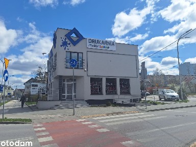 Lokal usługowy 70m2 parter, witryna, parking