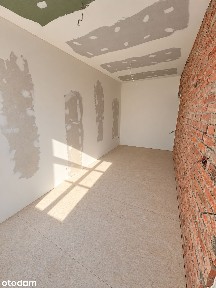 25,88 m² Zabrze centrum | do remontu, deweloperski lub pod klucz