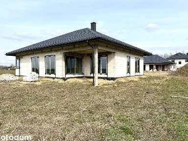 Nowy dom w stanie deweloperskim w Stoku Lackim na działce 1027m2