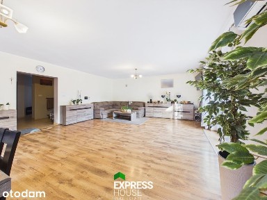 Dom 182 m2 z niezależnym budynkiem 50 m2