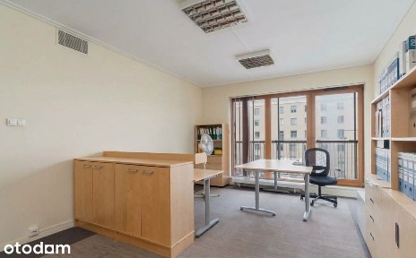 Przestronny 4-pokojowy apartament | metro | parking