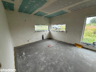 Dom wolnostojący, działka 900m2. POMPA CIEPŁA.