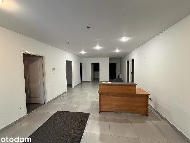 Hala biurowo-magazynowa 900m² blisko trasy S2