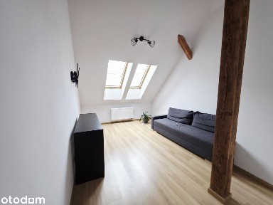 Stylowy loft z antresolą | Jagiellońska | 49 m² wyjątkowej przestrzeni