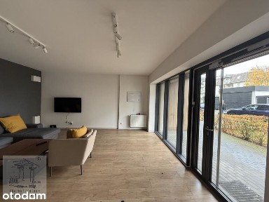 Lokal użytkowy, 69 m², Poznań