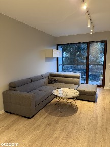 Mieszkanie z balkonem i windą w Pradze-Południe