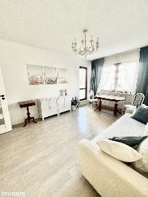 Dwupokojowe, dwustronne mieszkanie 52,7m2, 2 balkony, piwnica