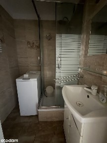 Na Sprzedaż mieszkanie:Parter,Blok,2 Pokoje,Balkon.