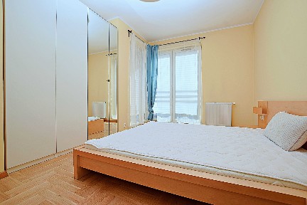 2 osobne pokoje 53m, przy ul. Stańczyka, ZGODA NA ZWIERZAKA, KLIMATYZACJA, TRAMWAJ, miejsce postojowe