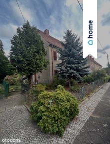 Dom z dużym potencjałem, plus garaż wolnostojący