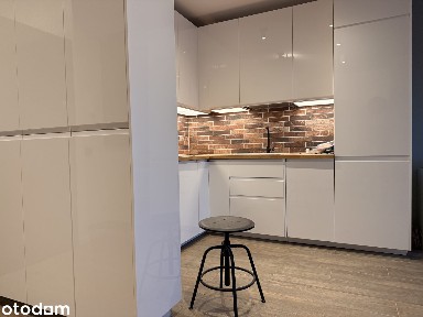 44 m2 | TARAS | KOM.LOKAT. | PARKING | TOP PIĘTRO | KLIMA | BAŻANTOWO