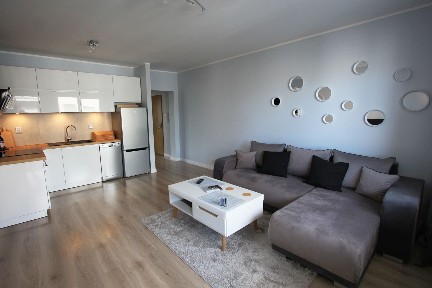 Mieszkanie 2 pokoje 46 m2 Gdynia Fikakowo | 1 Piętro, umeblowane, piwnica | Wynajem na długi termin