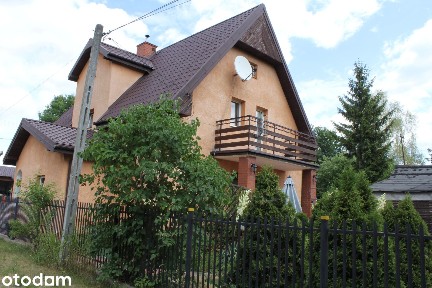 Dom z dużą działką w spokojnej i ładnej okolicy