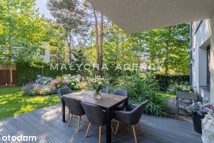 Nowoczesny Dom Z Ogrodem | Radość | 1 636 M²