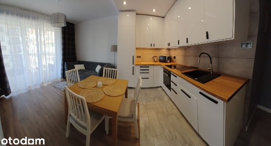 3-pokoje - 12 m² balkon - 2 miejsca parkingowe -komórka-pierwszy najem