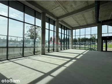 Lokal usługowy 178,70 m² | 6 m wysokości | Gdynia
