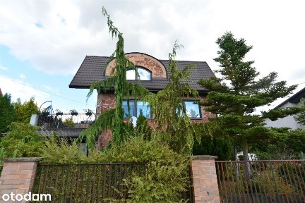 Dom 9-pok., pow. 250m2, Piekoszów