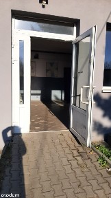 Hala 135 m² + biuro i toaleta | wysoka 7,5 m | brama przemysłowa