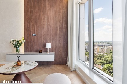 21 piętro | W centrum przy rzece | Wykończone - gotowe do zamieszkania