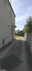Dom z garażem na sprzedaż w Poznaniu