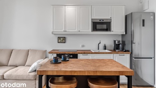 Nowy Apartament 45m2 / Portova