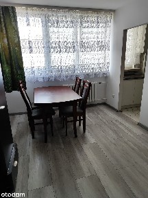 Przestronne mieszkanie z balkonem w ścisłe centrum Tychów