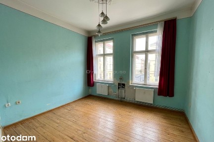 Przestronne mieszkanie w klimatycznej kamienicy