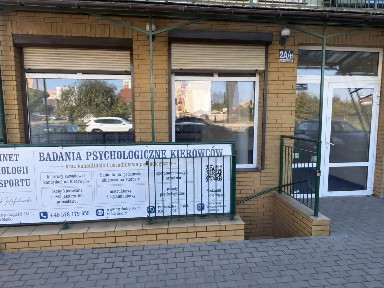 Lokal handlowo-usługowy - ok. 100 m², centrum Moniek