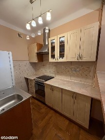 2 pokoje | 37 m² | Brechta 12 | Cicho i blisko metra