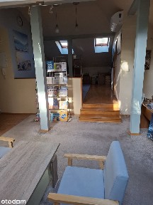 Dwupoziomowe mieszkanie z klimatyzacją w Wawrze