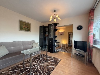 Przestronna kawalerka z oddzielną kuchnią | Balkon | Metro Bemowo | Garderoba