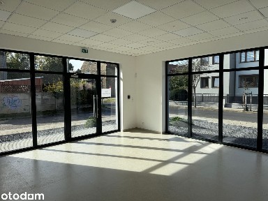Nowy lokal usługowo-handlowy 50 m² - narożny, duże witryny