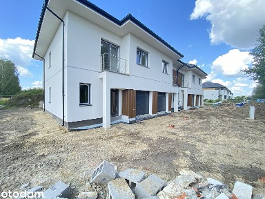5-6-room house with a garage. 20 minutes to Warsaw.
