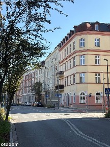 Przestronne 2 pokoje w klimatycznej kamienicy - Racibórz Centrum!