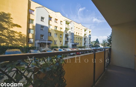 Mieszkanie dwupokojowe z dużym balkonem oraz miejscem postojowym