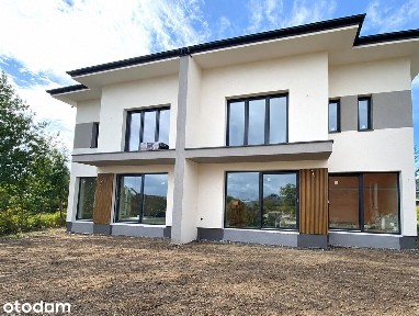 Krótki termin realizacji. 5-6 pok. 500 działka. Blisko trasa S7.