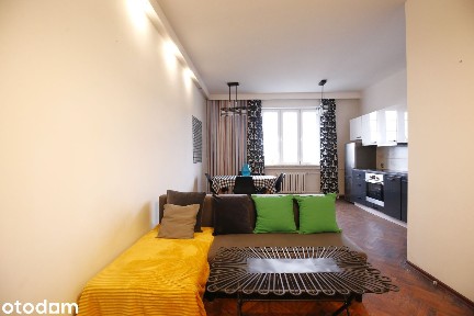 Przestronne mieszkanie podzielone na dwa, centrum miasta!