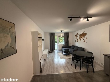 DO WYNAJĘCIA PRZESTRONNE MIESZKANIE Z GARAŻEM I BALKONEM