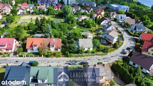 Pół bliźniaka do kapitalnego remontu w centrum.