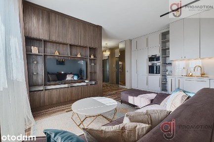 4 pokojowy apartament pry Rondzie Solidarności