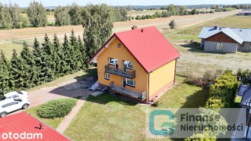 Dwa budynki mieszkalne na działce 1400 m²