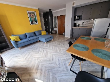2 pokoje w centrum miasta - nowy blok